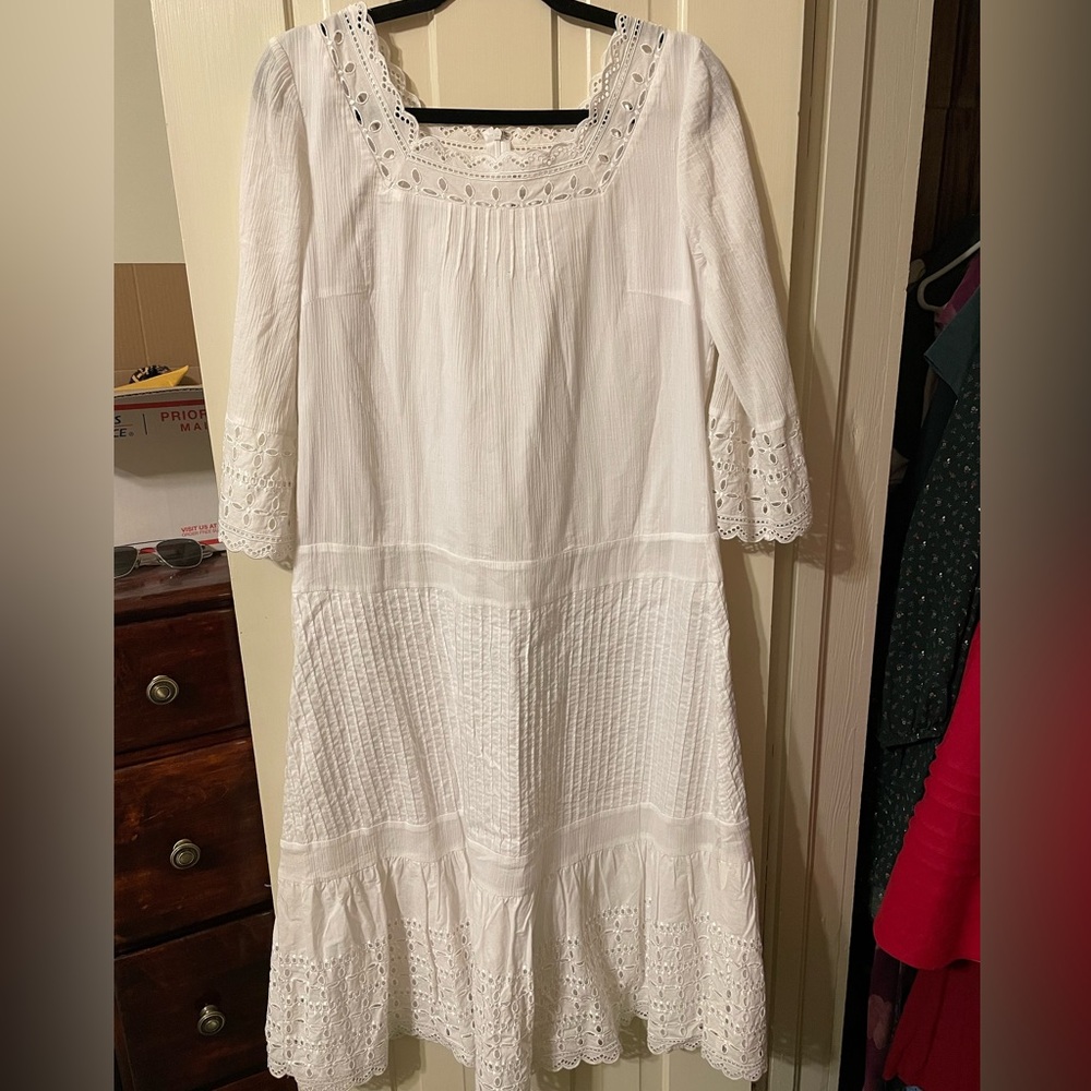 Draper’s & Damon’s Women’s White dress size 10 drop waist
